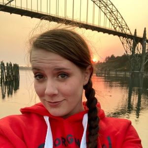 Meet your Posher, Natalie